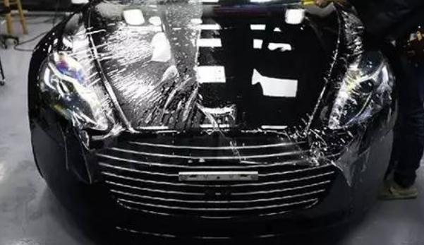 汽車隱形車衣大概多少錢，材質(zhì)好的價(jià)格貴（TPU材料優(yōu)勢(shì)多）