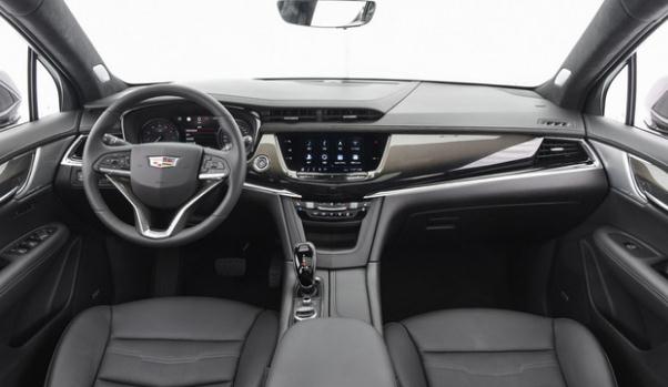 50萬(wàn)左右買什么車好，凱迪拉克xt6你值得擁有（野性十足）