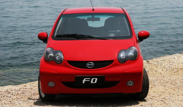 5萬以內(nèi)買什么車好，比亞迪F0配高性能環(huán)保的發(fā)動機(jī)（油耗低）