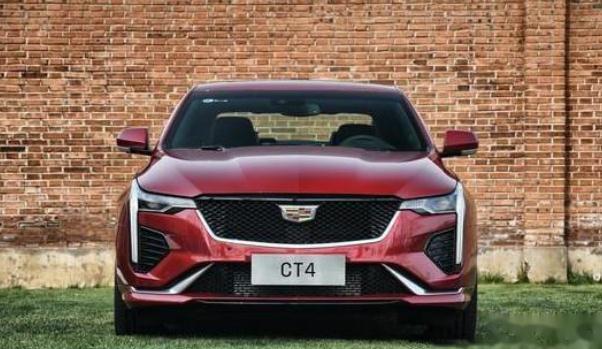 凱迪拉克CT4豪華型，顏值高油耗低（顏值控的選擇）