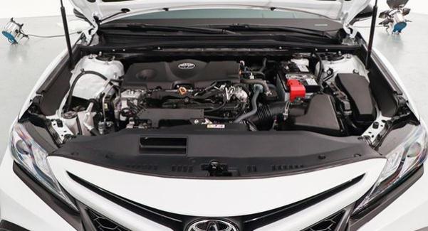 2021款凱美瑞上市，配置車載微信（滿足年輕人的喜好）