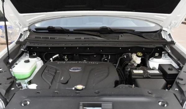 SWM斯威X7智云版，市場售價(jià)10.59萬（外觀時(shí)尚）