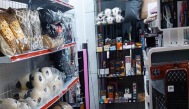 開個汽車飾品店需要多少錢，根據(jù)規(guī)模大小來決定（通常10萬左右