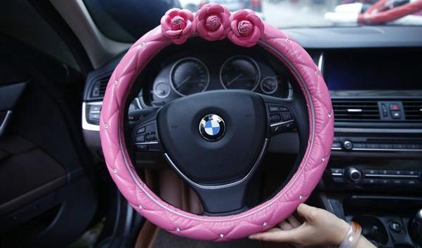 汽車裝飾用品都有哪些，這些常見的你了解嗎（實用性強(qiáng)更合適）