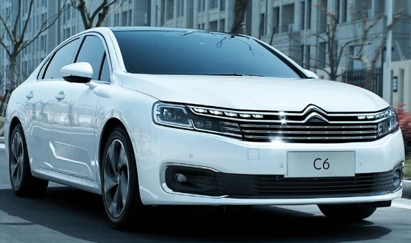 雪鐵龍C6新增車型上市，安全性能進一步提高（內(nèi)飾簡約）