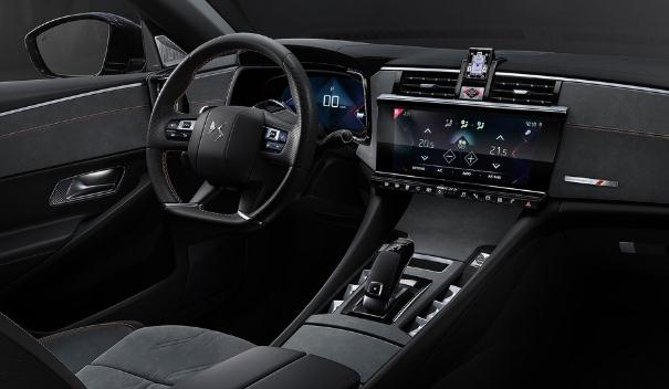 DS 9上市，“玻璃金字塔”的尾燈設(shè)計理念（顏值和實力是匹配的）