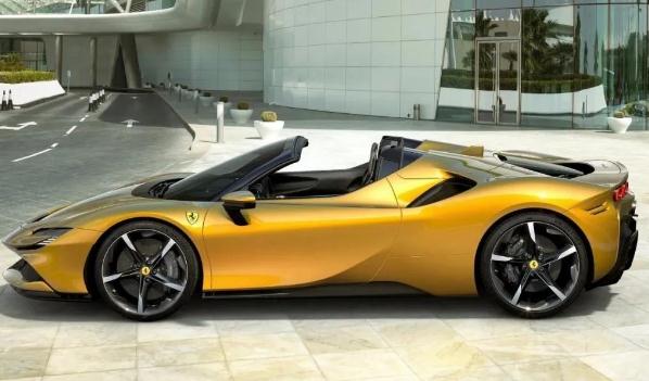 法拉利SF90 Spider售價(jià)公布，起售價(jià)為499.8萬元（豪氣沖天）