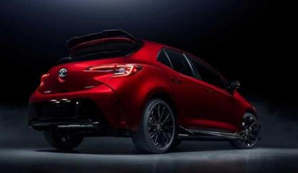 運(yùn)動(dòng)外觀套件，豐田卡羅拉兩廂特別版（代表車型）