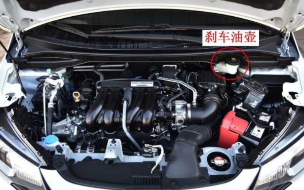 剎車(chē)油多長(zhǎng)時(shí)間更換一次 剎車(chē)油更換有必要嗎