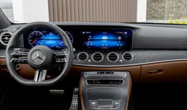 Coupe的典型代表就是奔馳新款E級(jí)（多種動(dòng)力選擇）