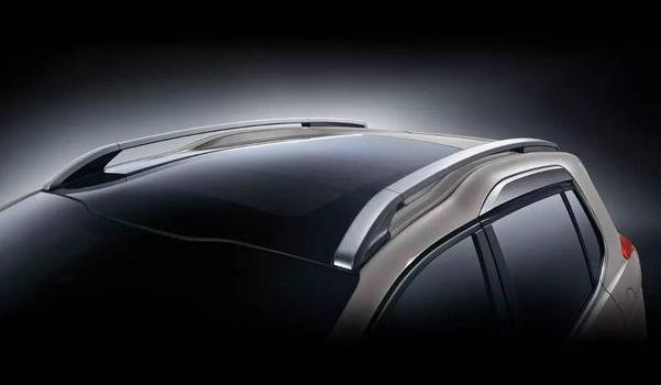 車頂行李架，車型不同款式也不同（不影響美觀）