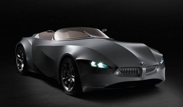 概念車，有可能是實(shí)體車也可能是模型（不同的體驗(yàn)創(chuàng)新）