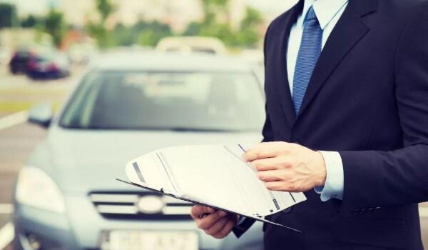 交強(qiáng)險(xiǎn)最高限額12.2萬(wàn) 車險(xiǎn)一般買哪幾種