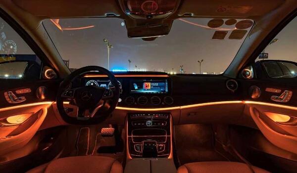 盾形格柵經典立標奢華內飾 e300l奔馳價格