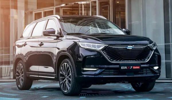 1.5T藍(lán)鯨動(dòng)力平臺(tái) 長安歐尚x7價(jià)格