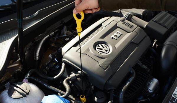 粘性好凝固點(diǎn)低沸點(diǎn)高是基本要求 剎車(chē)油多長(zhǎng)時(shí)間更換一次