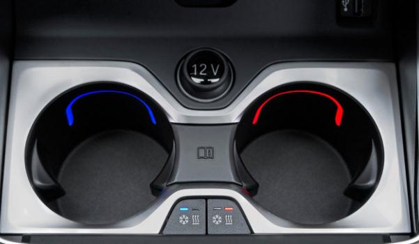 加熱制冷杯架，春夏秋冬隨心所欲（太貼心了）