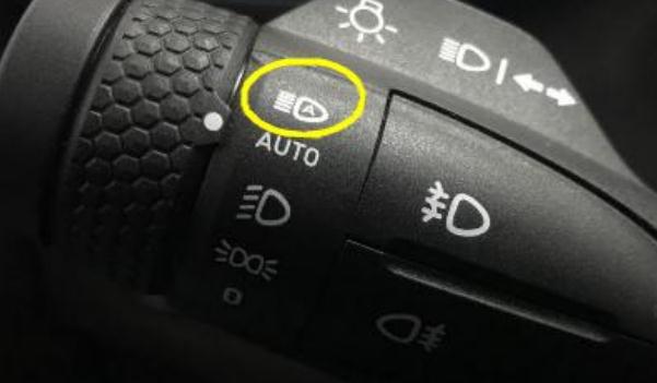 什么是自適應(yīng)遠(yuǎn)近光，自動(dòng)切換遠(yuǎn)近光燈（智能小幫手）