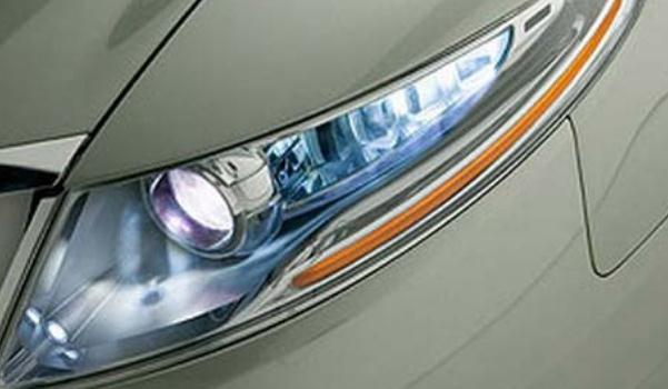 什么是轉(zhuǎn)向頭燈，全面消除盲區(qū)（安全更全面）