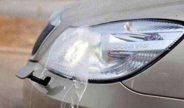 什么是大燈清洗裝置，實(shí)用方便成本低（方便快捷）