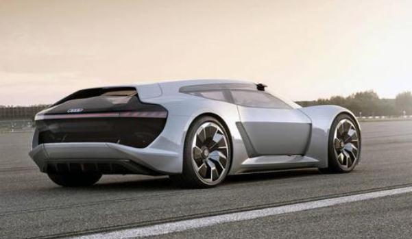 什么是電動擾流板，高端車型的配置（不影響日常駕駛）