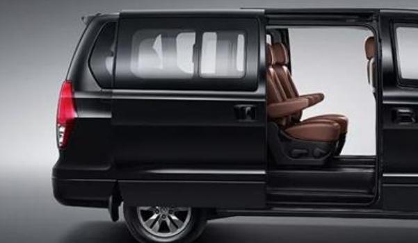 什么是側(cè)滑門，高端車型的標(biāo)配（方便個(gè)性又實(shí)用）