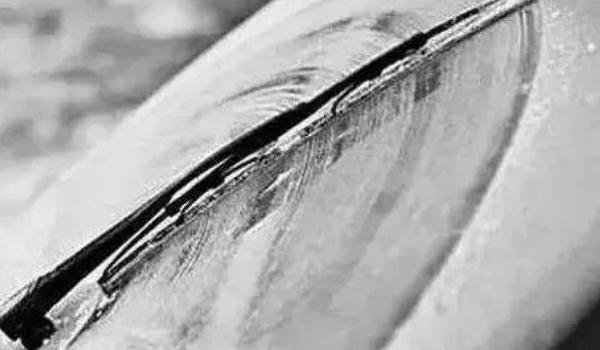 什么是可加熱噴水嘴，適合冬天結(jié)冰使用（配合雨刮條）