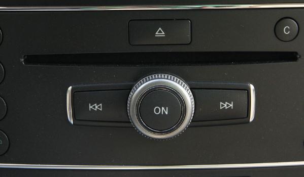 什么是車載CD/DVD，動感與檔次感并存（音樂發(fā)燒友）