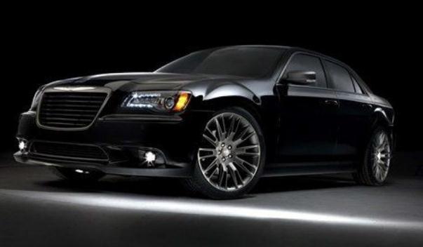 克萊斯勒300多少錢，起售價(jià)為26.6萬元（外觀個(gè)性獨(dú)特）