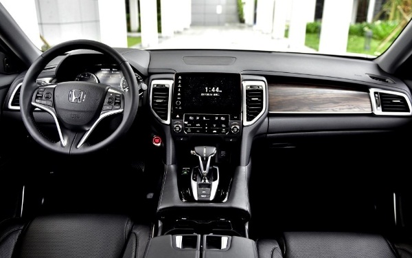 開(kāi)本田urv什么檔次 什么人開(kāi)本田urv