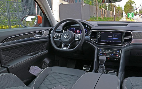 德系suv30萬(wàn)哪款好 大眾途昂X顏值與運(yùn)動(dòng)兼具