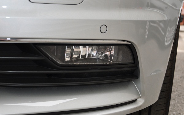 奧迪霧燈標志 奧迪霧燈怎么打開