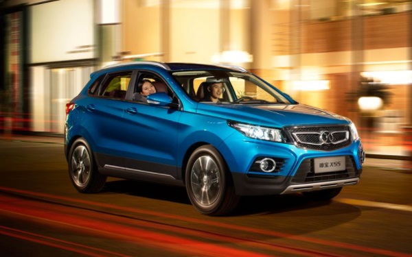 北汽紳寶x55多少錢 指導(dǎo)價(jià)7.68-11.98萬