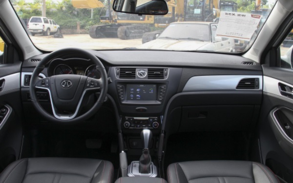 紳寶x65最新報價 北汽紳寶x65多少錢