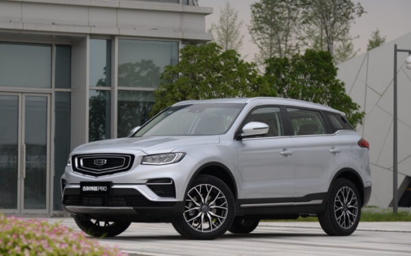 90后購車優(yōu)質選擇 吉利博越PRO來襲