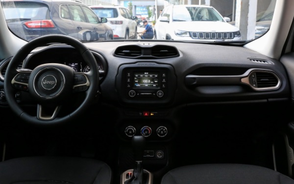 新款自由俠1.3T上市 全新設(shè)計帶來新視覺