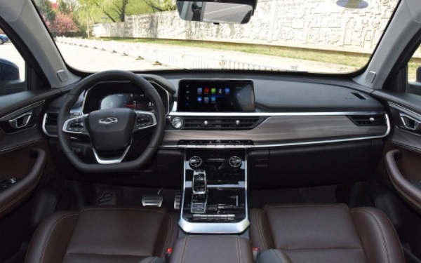 瑞虎8和博越哪個好 博越銷量遙遙領(lǐng)先