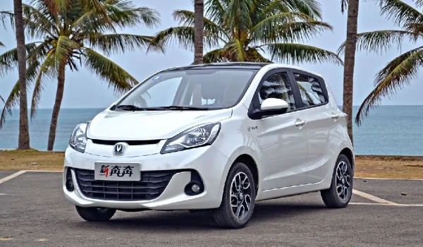 長(zhǎng)安奔奔汽車報(bào)價(jià) 2018停售款報(bào)價(jià)4萬(wàn)起（微型車保值率排第6）