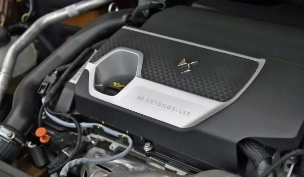 ds7的發(fā)動機(jī)怎么樣 動力性能十分強(qiáng)勁