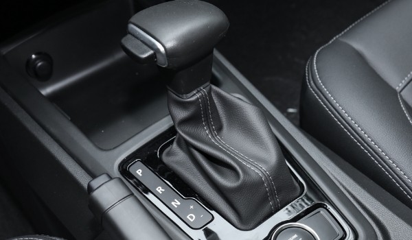 觀致3變速箱怎么樣 換擋無頓挫感(采用CVT無級(jí)變速箱)