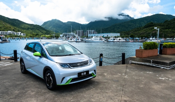 比亞迪海豚二手車價(jià)格 市場(chǎng)成交價(jià)9萬(wàn)起（第一年保值率75%）