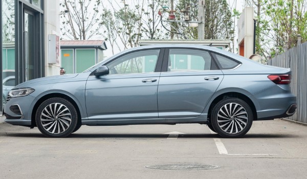 大眾朗逸油耗多少真實(shí)油耗 百公里油耗實(shí)測(cè)6.9L