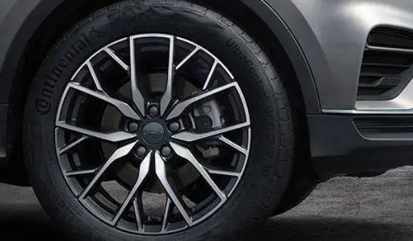 長(zhǎng)安cs75plus輪轂尺寸多少 汽車輪轂尺寸為19英寸