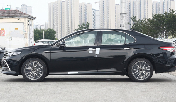 豐田凱美瑞油耗多少真實(shí)油耗 百公里油耗實(shí)測(cè)8.3L