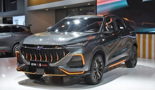 長安歐尚x5價(jià)格2021款落地價(jià) 歐尚x5落地價(jià)9萬(二手僅售6萬)