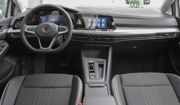 大眾寶來和高爾夫哪個(gè)更好 高爾夫動力強(qiáng)配置更加豐富