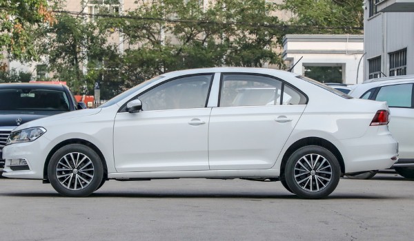 大眾桑塔納油耗幾毛一公里 桑塔納油耗一公里5毛錢(qián)