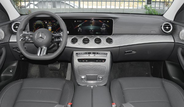 奔馳e級(jí)車報(bào)價(jià)及圖片 新款奔馳e級(jí)43萬(wàn)一臺(tái)(二手僅9萬(wàn))