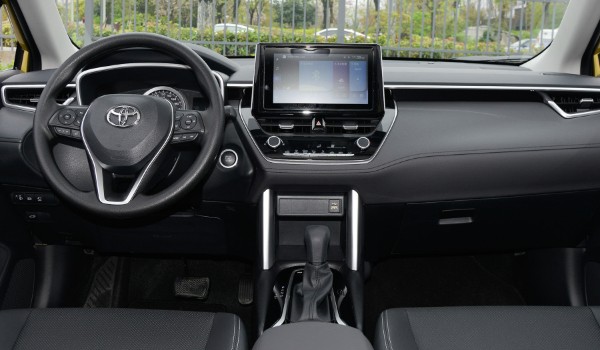 豐田鋒蘭達安全性能如何 主動安全配置豐富(搭載9大安全氣囊)