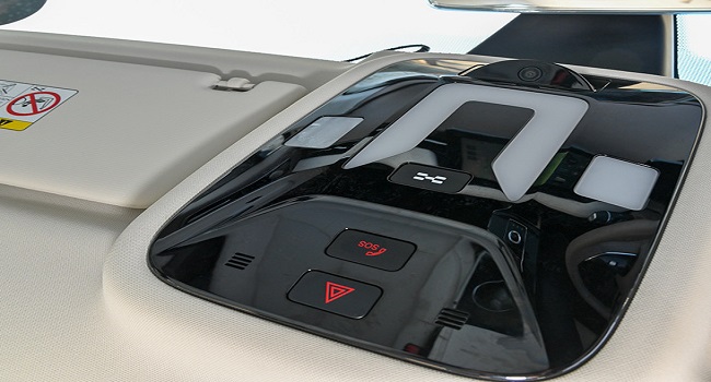 愛(ài)馳u5純電動(dòng)汽車(chē)充電口怎么打開(kāi)，用應(yīng)急解鎖不用慌